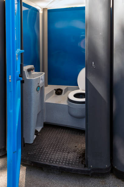 Best Sanitation services for porta potties  in Greenacres, FL